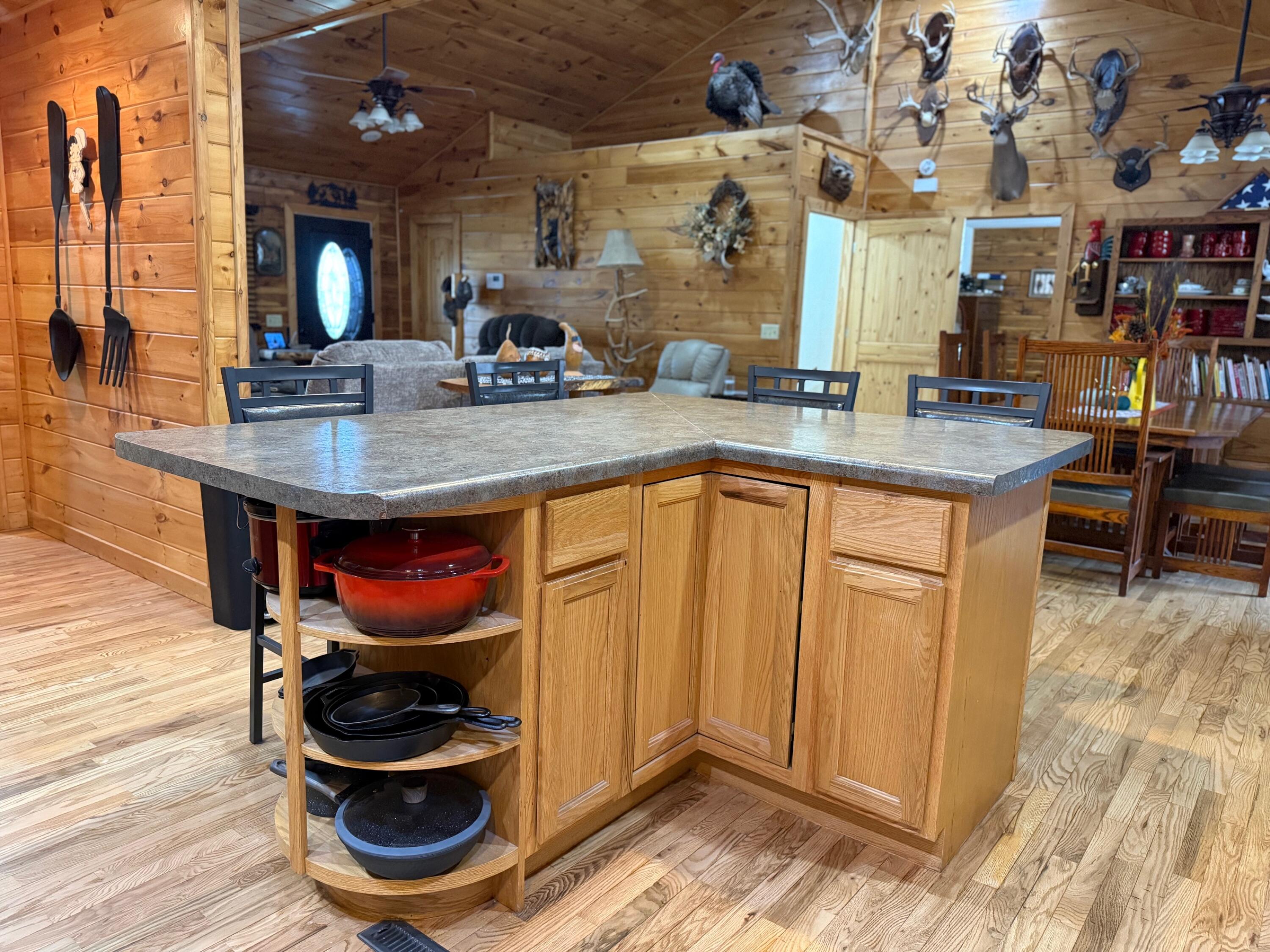 Norwood, Missouri, 65717, United States, 3 Bedrooms Bedrooms, ,3 BathroomsBathrooms,Residential,For Sale,2006315