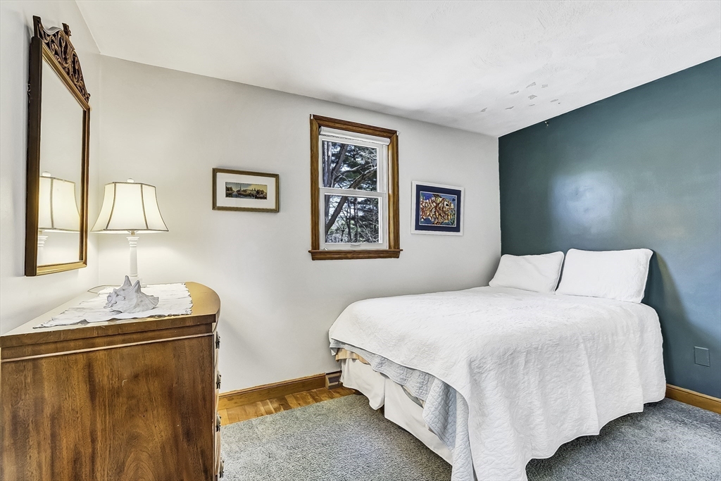 Wayland, Massachusetts, 01778, United States, 3 Bedrooms Bedrooms, ,2 BathroomsBathrooms,Residential,For Sale,1847393
