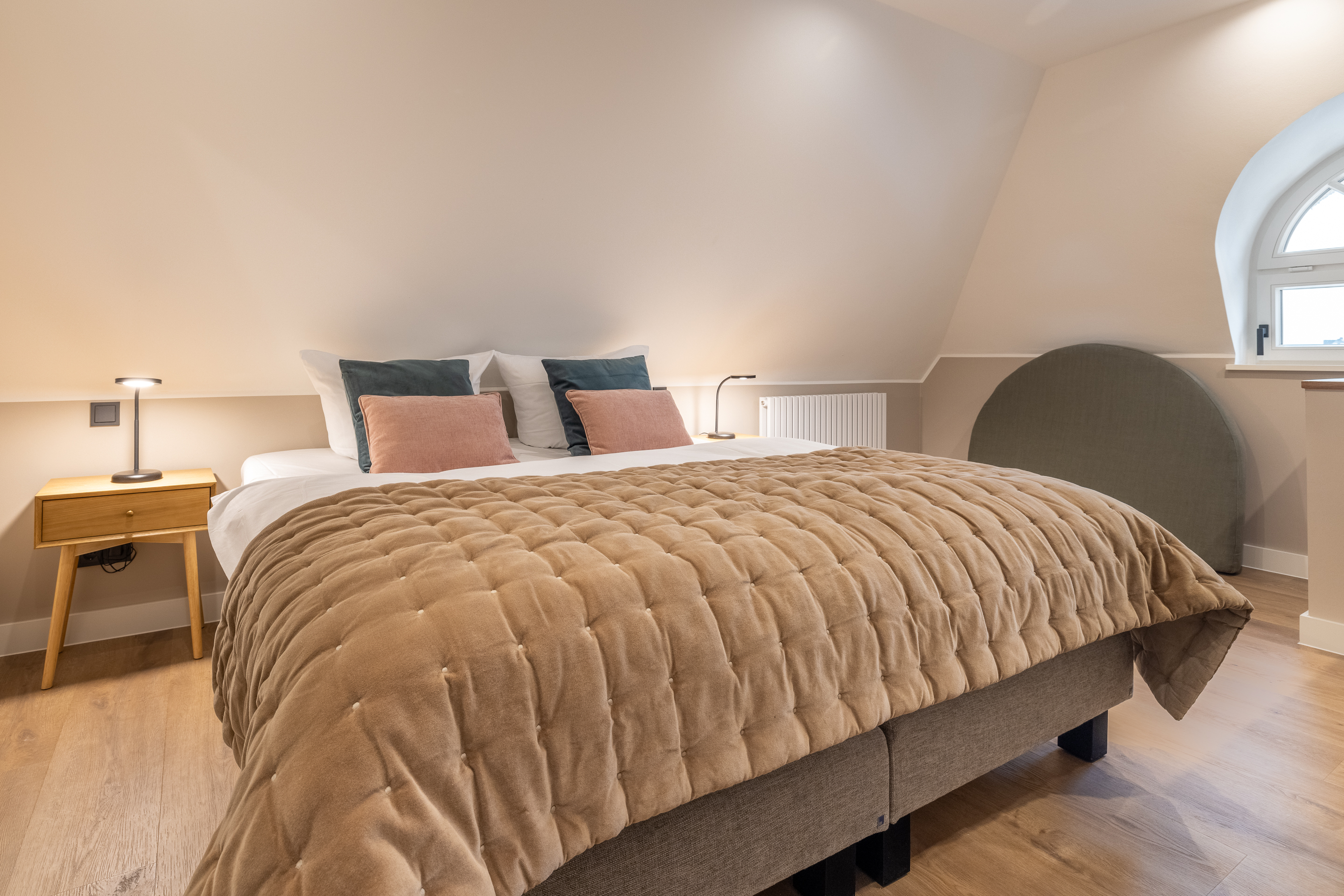  Dunes Residences – Zwei Ebenen, doppelte Möglichkeiten: Charmantes Maisonette... - 物件實景