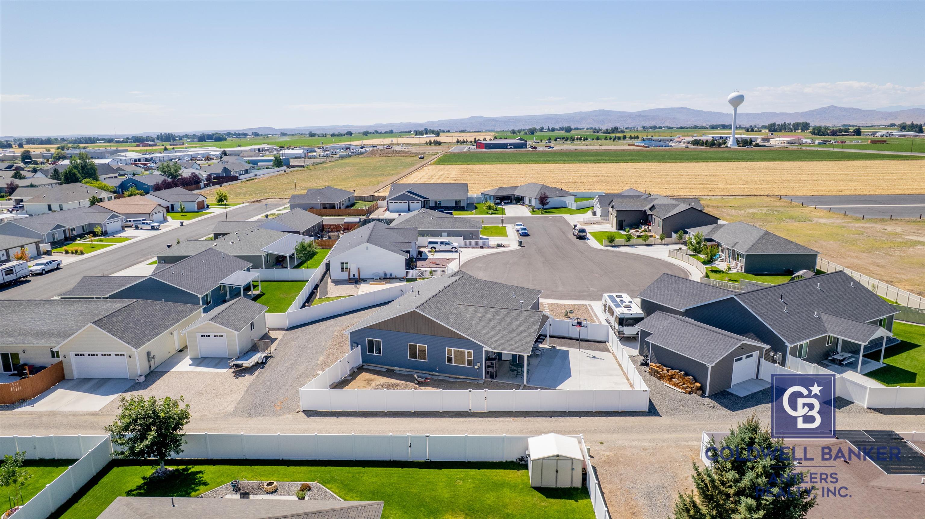 Powell, Wyoming, 82435, United States, 4 Bedrooms Bedrooms, ,2 BathroomsBathrooms,Residential,For Sale,1918600