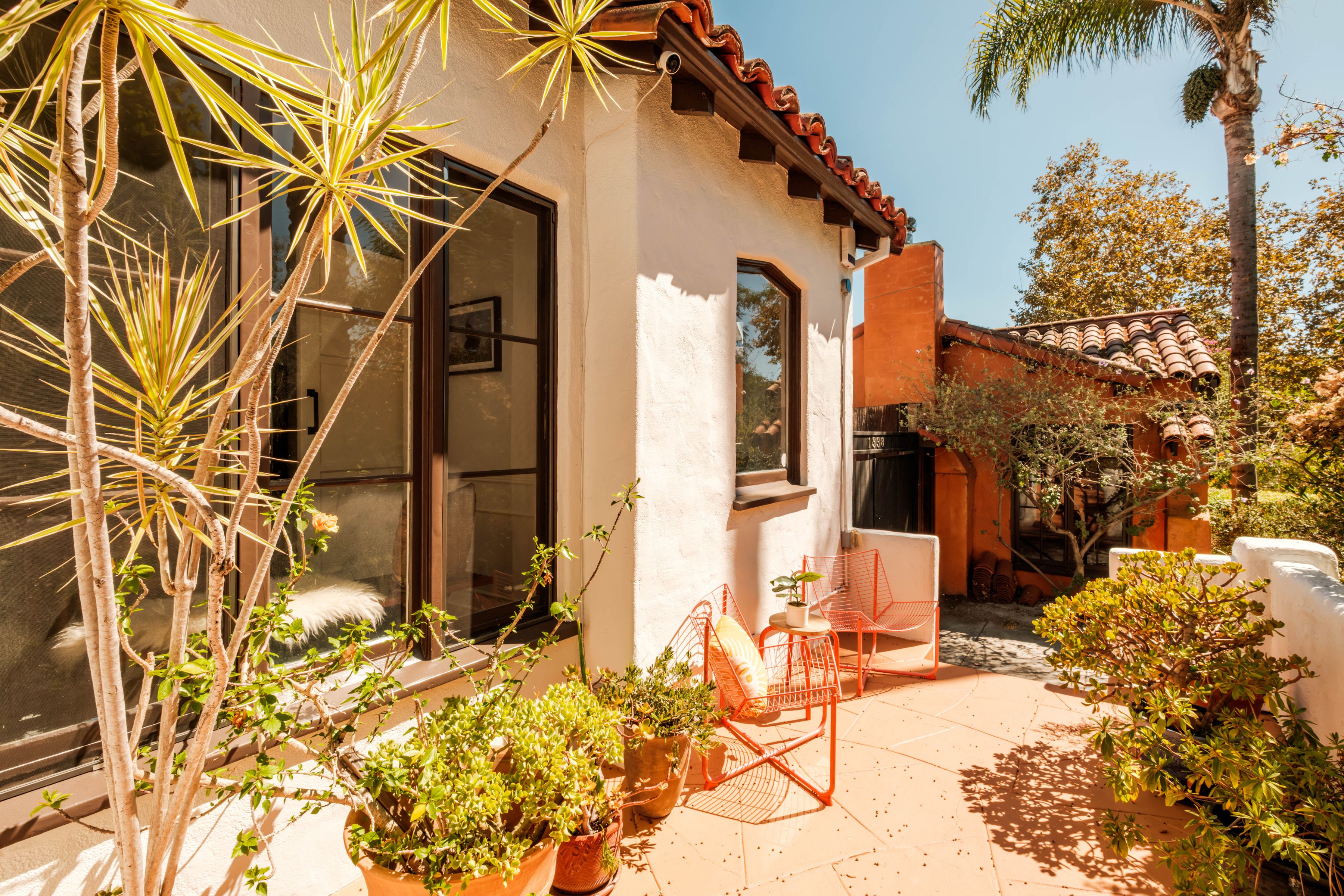  1338 S Sierra Bonita Ave - 物件實景