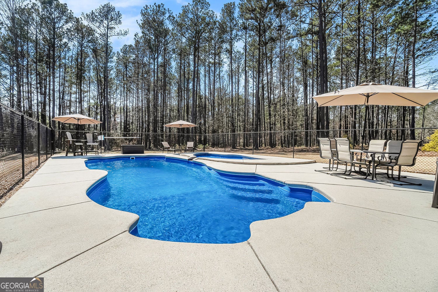 Jackson, Georgia, 30233, United States, 4 Bedrooms Bedrooms, ,4 BathroomsBathrooms,Residential,For Sale,1858944