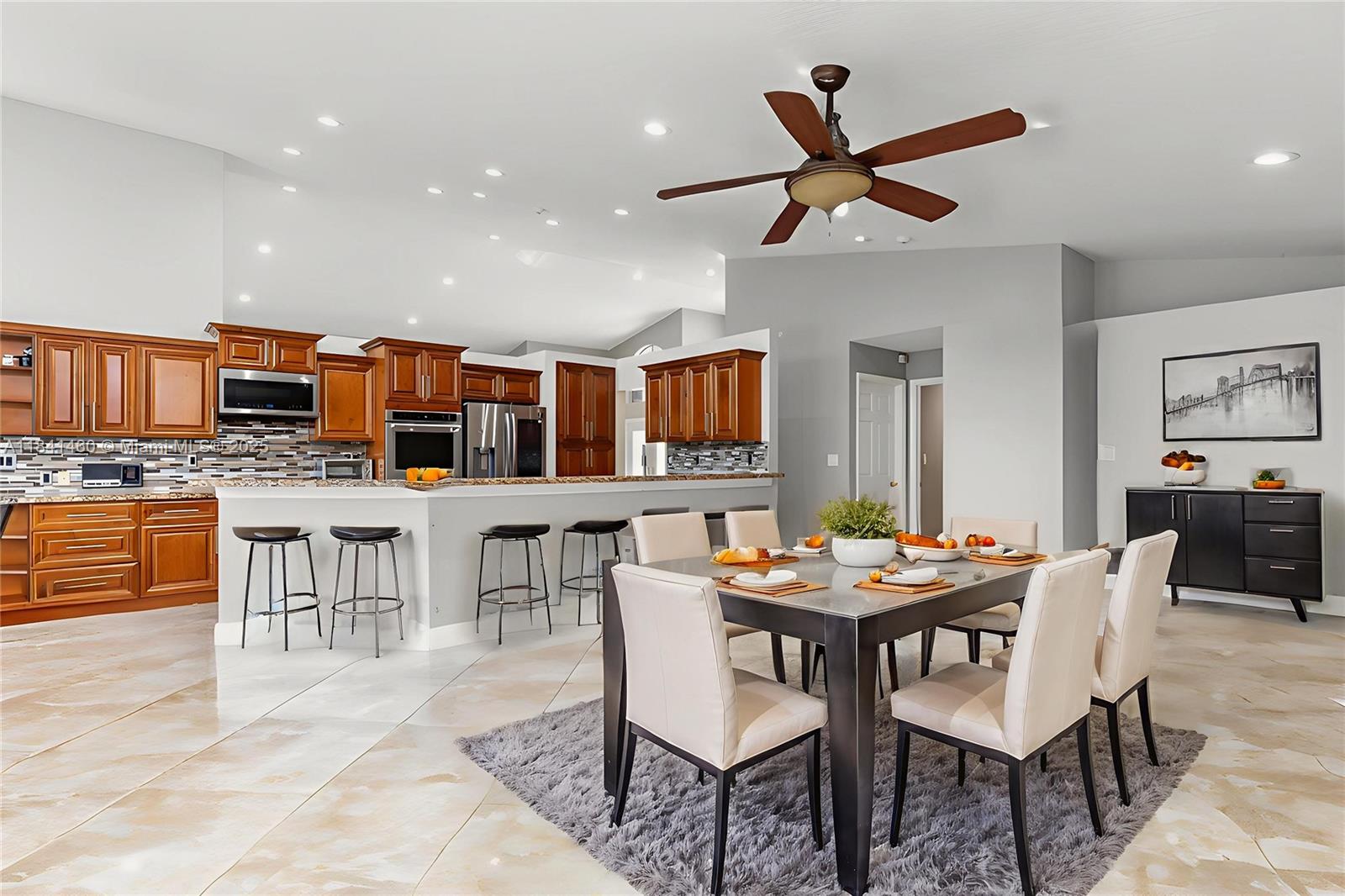 Coral Springs, Florida, 33071, United States, 5 Bedrooms Bedrooms, ,4 BathroomsBathrooms,Residential,For Sale,1921900