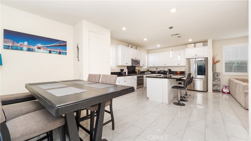 Fontana, California, 92336, United States, 3 Bedrooms Bedrooms, ,3 BathroomsBathrooms,Residential,For Sale,1975846