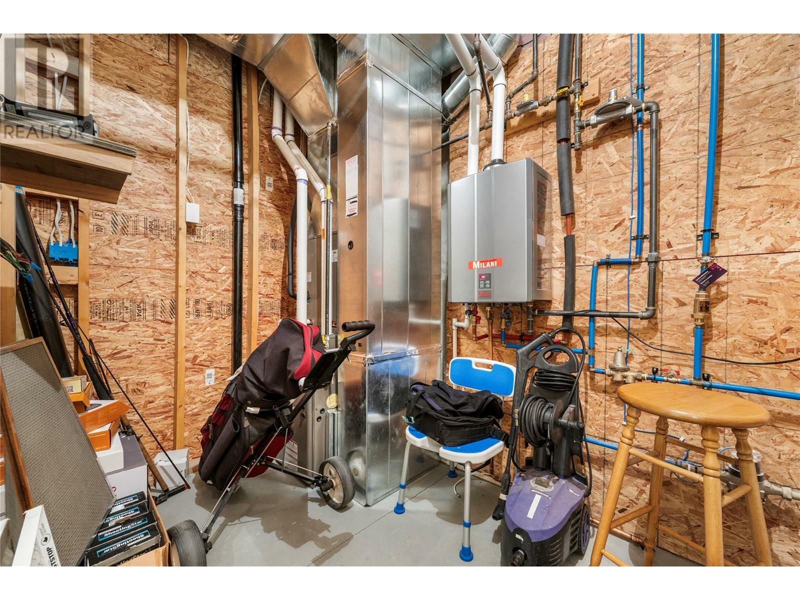 KELOWNA, British Columbia, V1P 1R7, CA, 5 Bedrooms Bedrooms, ,3 BathroomsBathrooms,Residential,For Sale,1837327