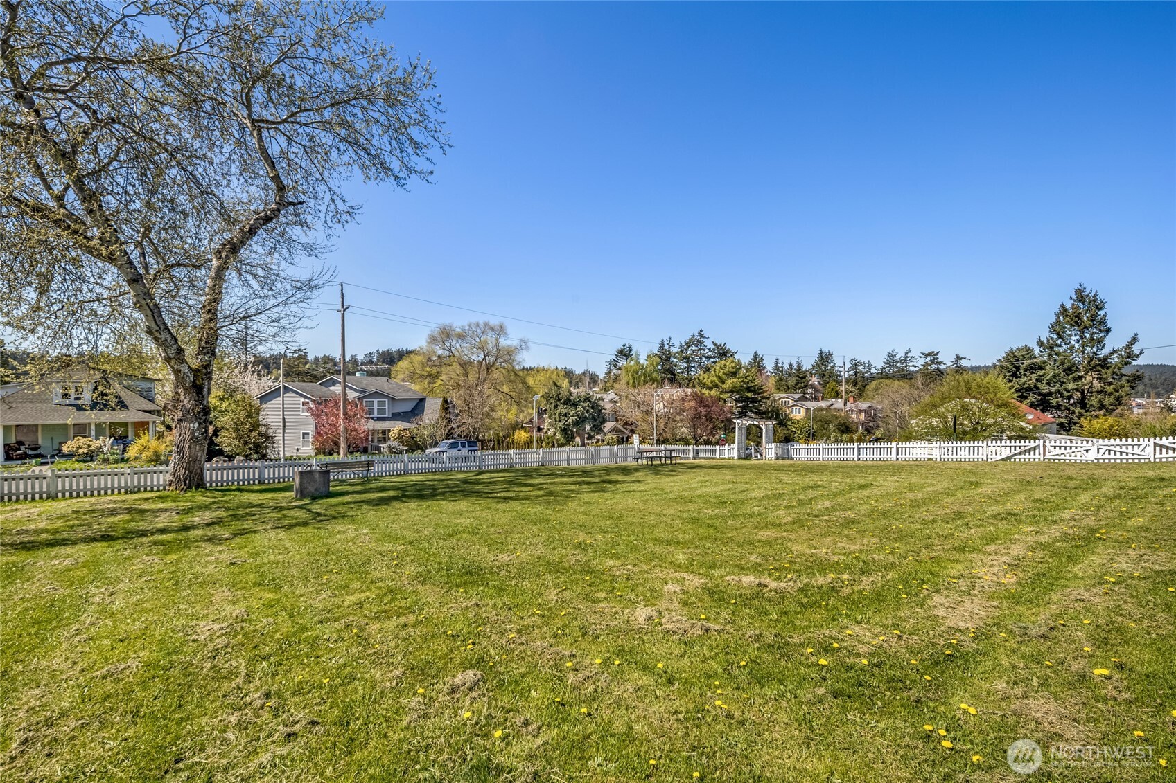 Friday Harbor, Washington, 98250, United States, 2 Bedrooms Bedrooms, ,3 BathroomsBathrooms,Residential,For Sale,1818388