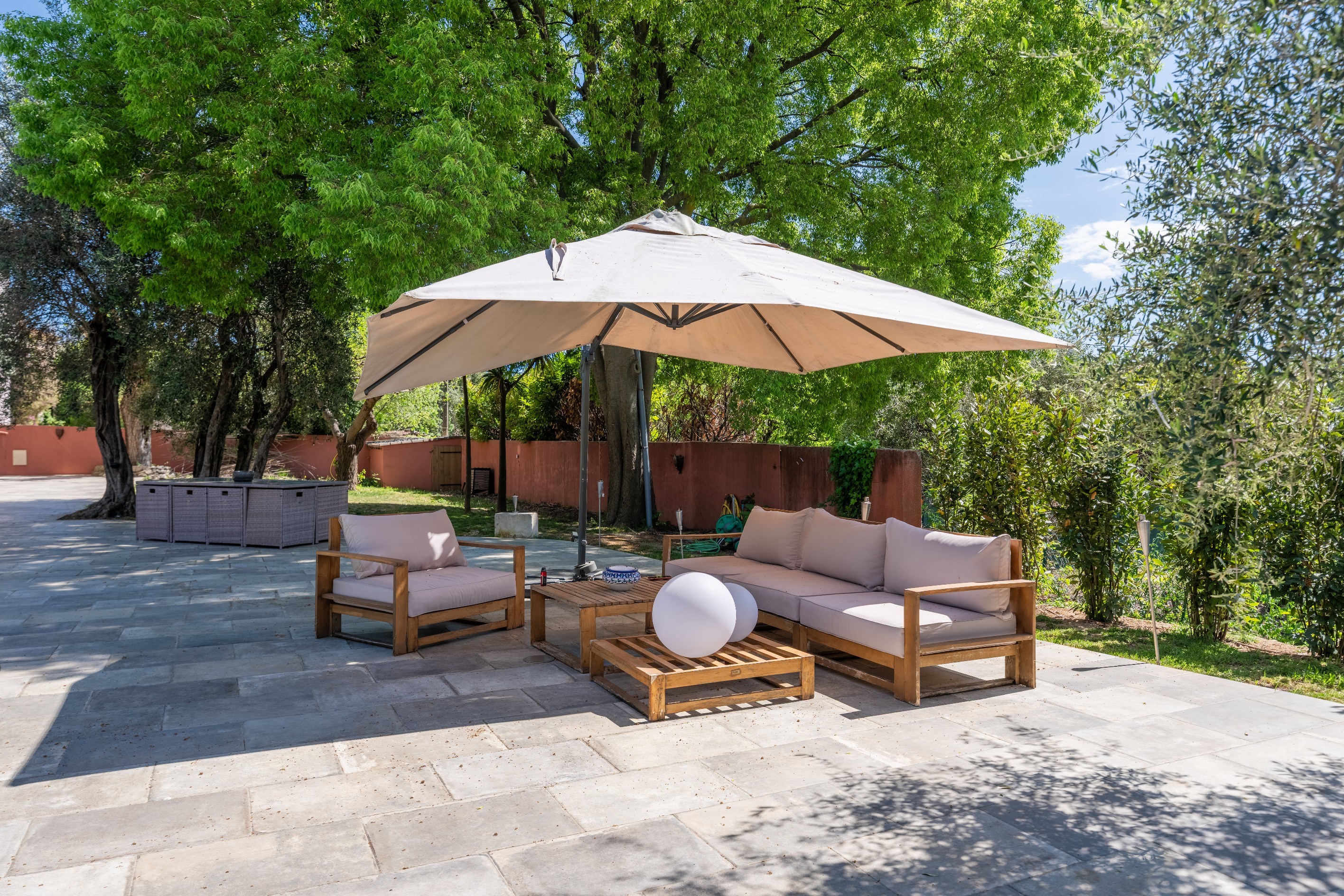  Grasse renovated farmhouse in gated estate with pool and independent studio Fre… - 物件實景