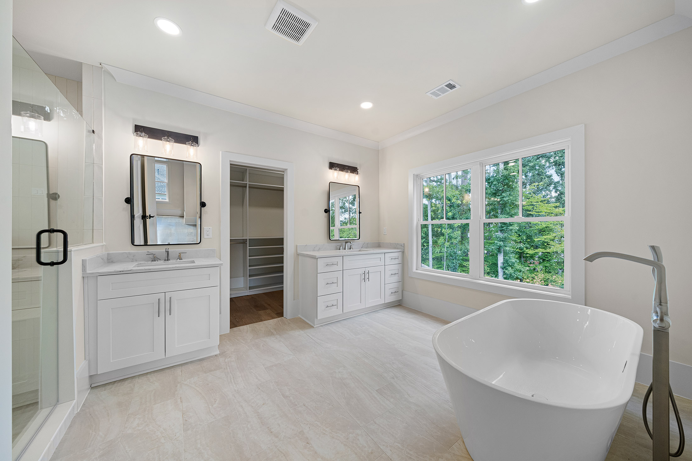  New Construction Home Blends Effortless Living and Elevated Entertaining - 物件實景