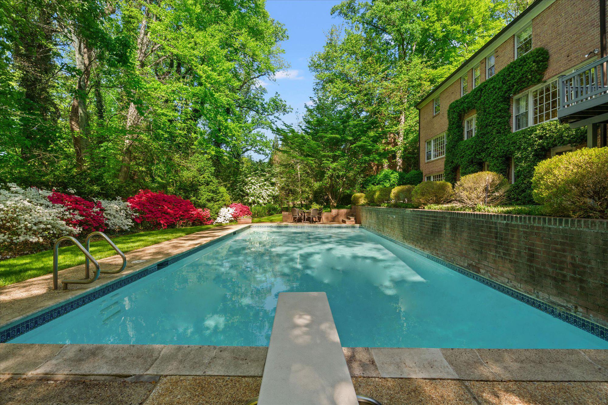  7030 Longwood Drive, Bethesda, MD 20817 - 物件實景