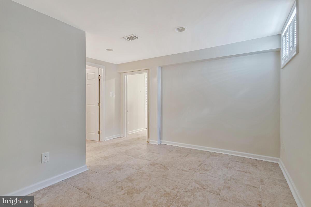 Upper Marlboro, Maryland, 20774, United States, 4 Bedrooms Bedrooms, ,3 BathroomsBathrooms,Residential,For Sale,1857912