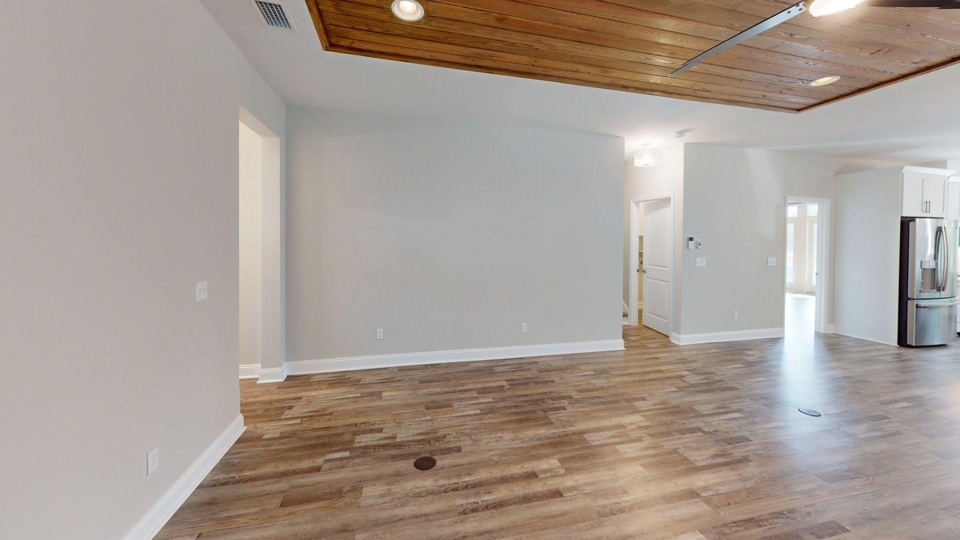 Tallahassee, Florida, 32312, United States, 4 Bedrooms Bedrooms, ,3 BathroomsBathrooms,Residential,For Sale,1938254