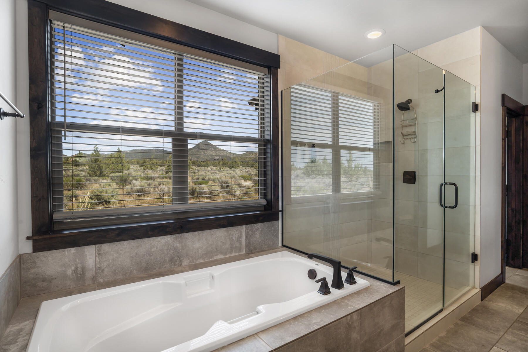 Powell Butte, Oregon, 97753, United States, 4 Bedrooms Bedrooms, ,3 BathroomsBathrooms,Residential,For Sale,1827363