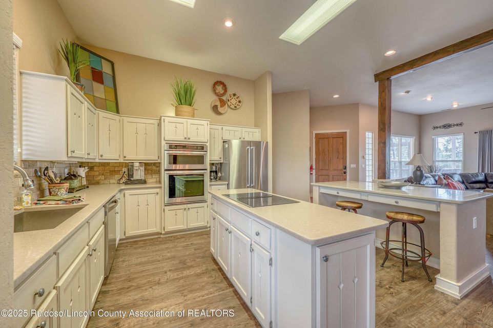 Ruidoso, New Mexico, 88345, United States, 4 Bedrooms Bedrooms, ,3 BathroomsBathrooms,Residential,For Sale,1895343