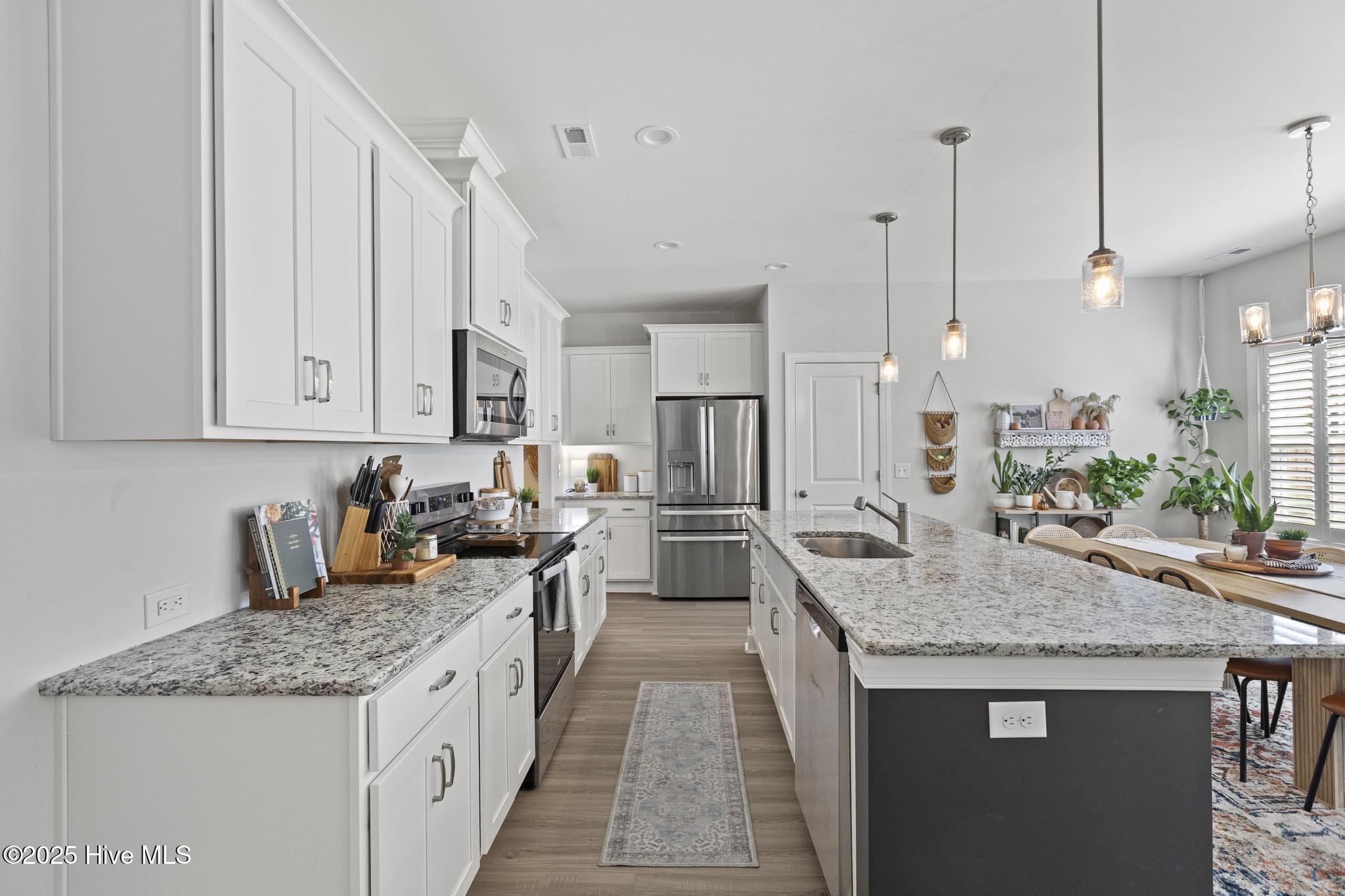 Hampstead, North Carolina, 28443, United States, 5 Bedrooms Bedrooms, ,4 BathroomsBathrooms,Residential,For Sale,1972632