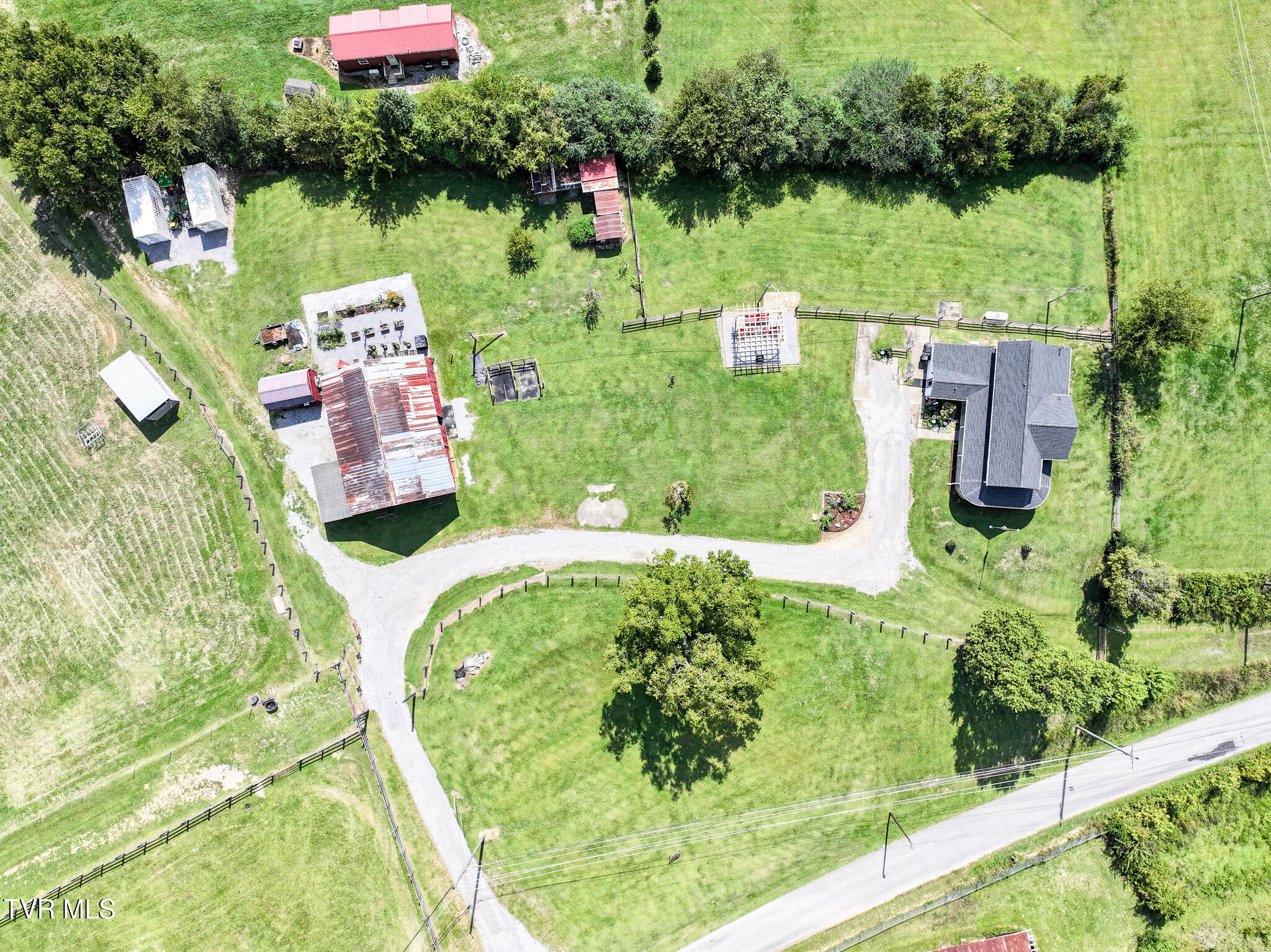 Greeneville, Tennessee, 37745, United States, 3 Bedrooms Bedrooms, ,3 BathroomsBathrooms,Residential,For Sale,2039547