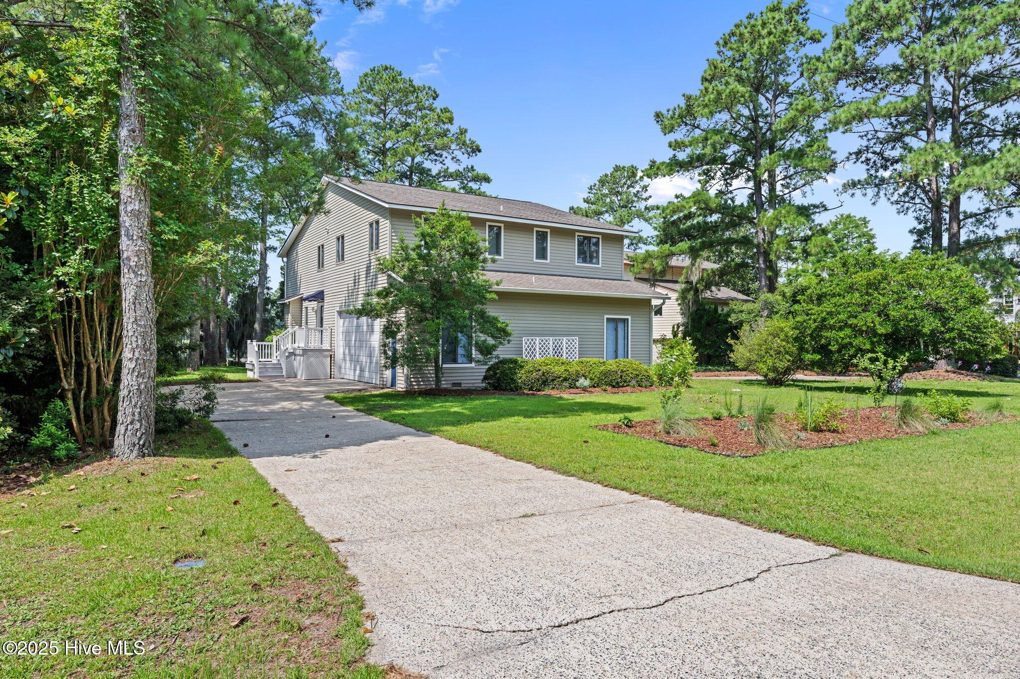 New Bern, North Carolina, 28560, United States, 3 Bedrooms Bedrooms, ,4 BathroomsBathrooms,Residential,For Sale,1874944