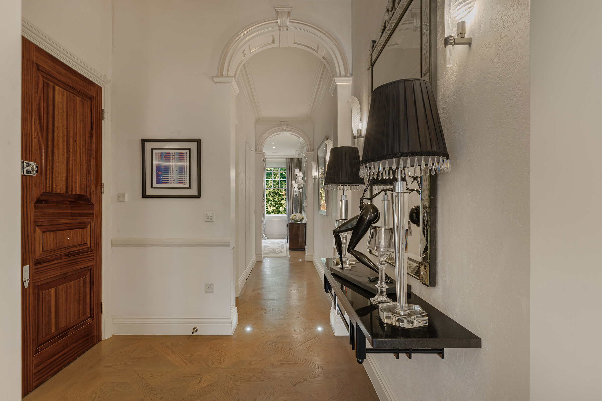  A Grand Mayfair Apartment Overlooking Mount Street Gardens - 物件實景