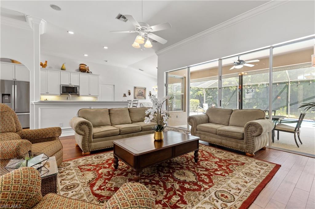 Fort Myers, Florida, 33919, United States, 3 Bedrooms Bedrooms, ,2 BathroomsBathrooms,Residential,For Sale,1941822