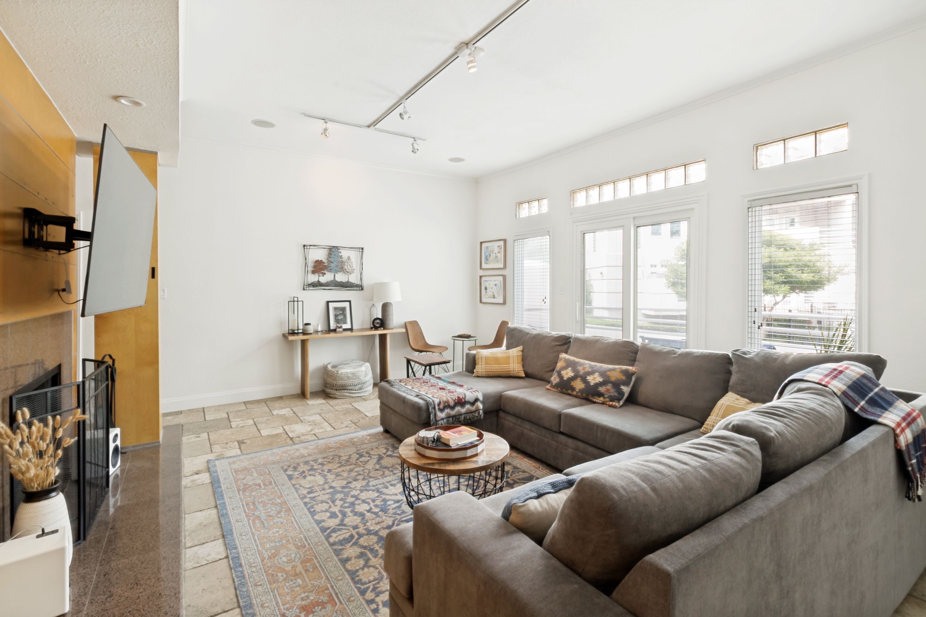  4040 Avondale Avenue #204 - 物件實景