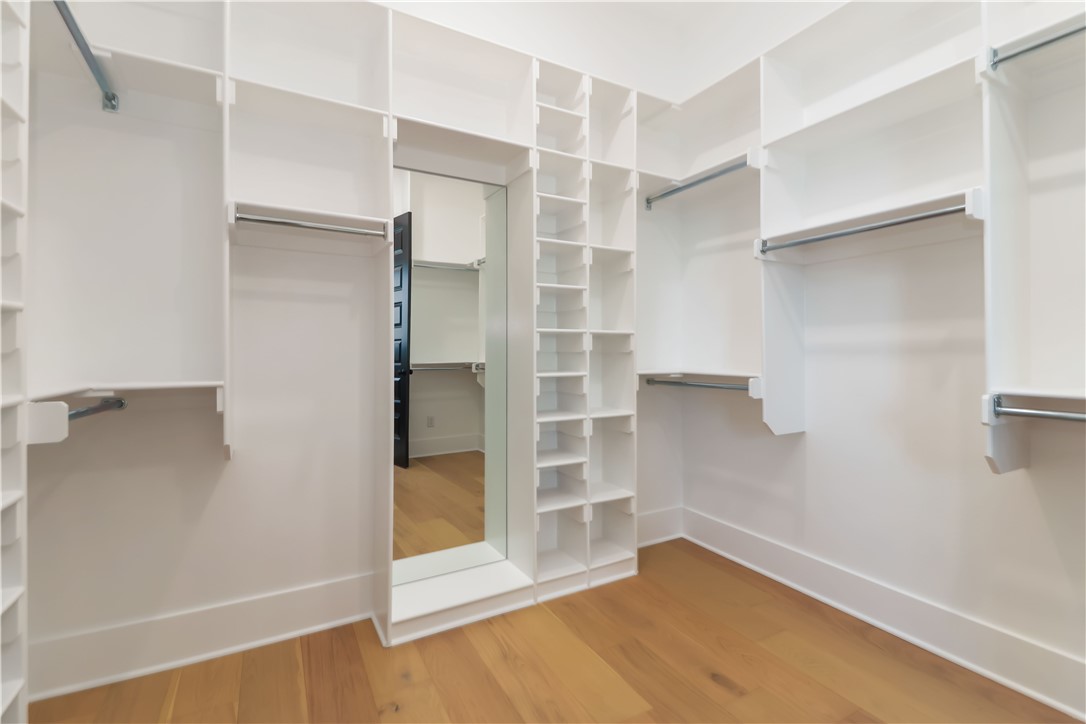 Bentonville, Arkansas, 72713, United States, 4 Bedrooms Bedrooms, ,3 BathroomsBathrooms,Residential,For Sale,1989586