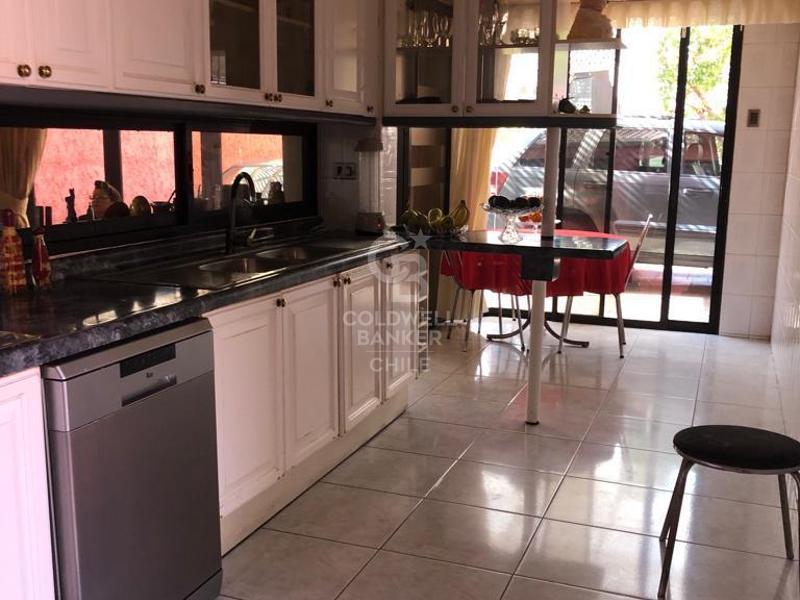 Antofagasta, Chile, 5 Bedrooms Bedrooms, ,4 BathroomsBathrooms,Residential,For Sale,1959435