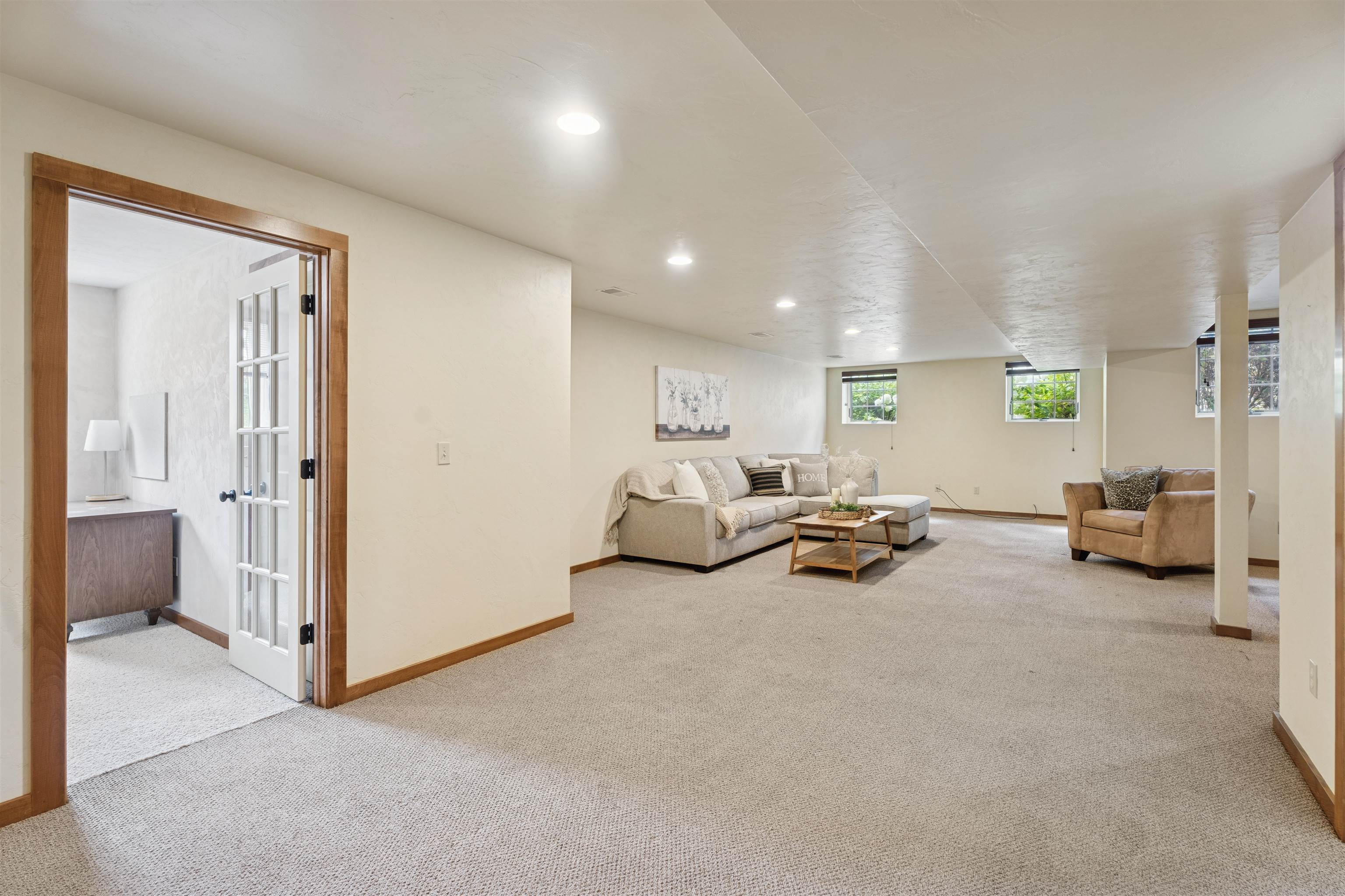 APPLETON, Wisconsin, 54913, United States, 4 Bedrooms Bedrooms, ,4 BathroomsBathrooms,Residential,For Sale,1942240