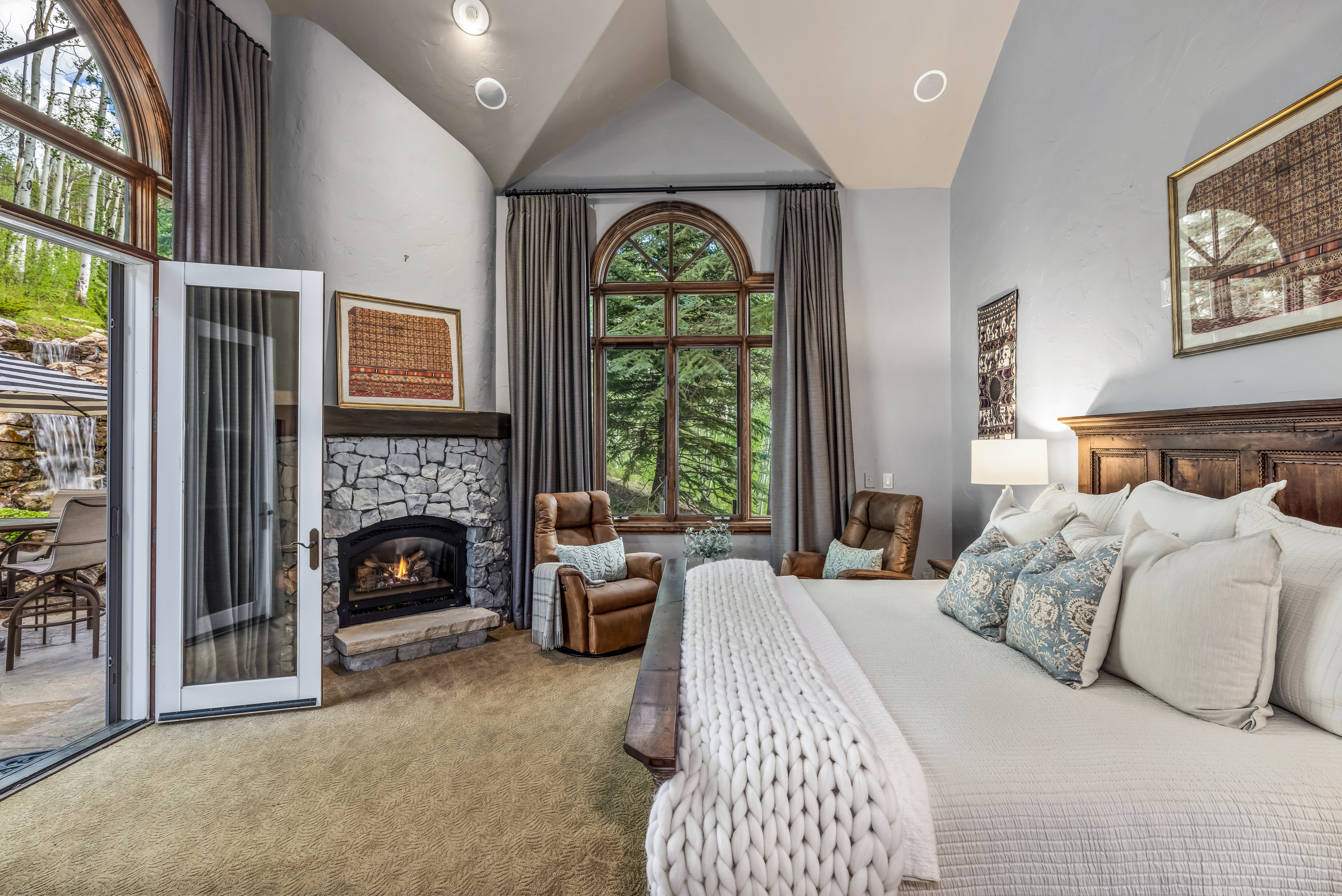  2080 Meadow Brook Drive Offers a Rare Blend of Privacy, and Mountain Living - 物件實景