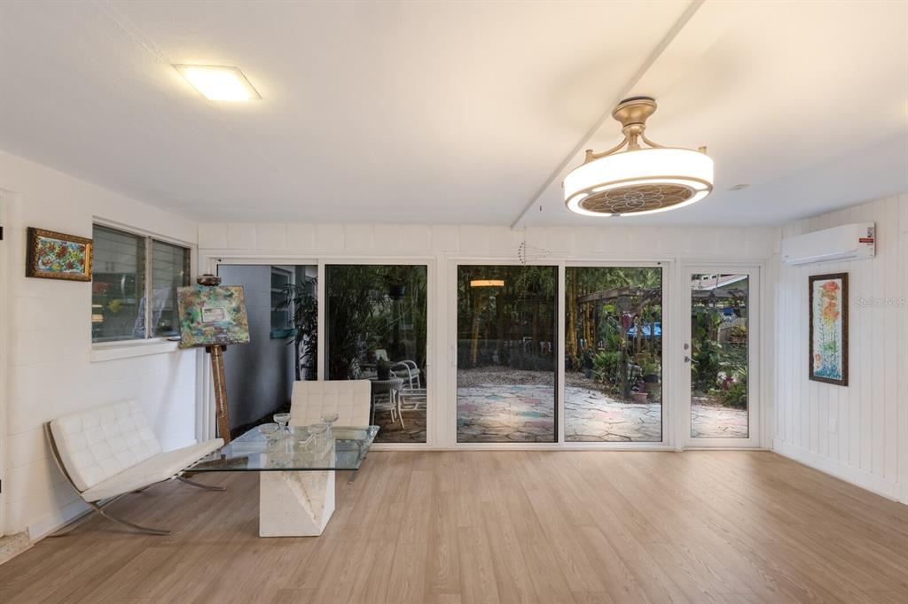 Sarasota, Florida, 34234, United States, 3 Bedrooms Bedrooms, ,2 BathroomsBathrooms,Residential,For Sale,1805099