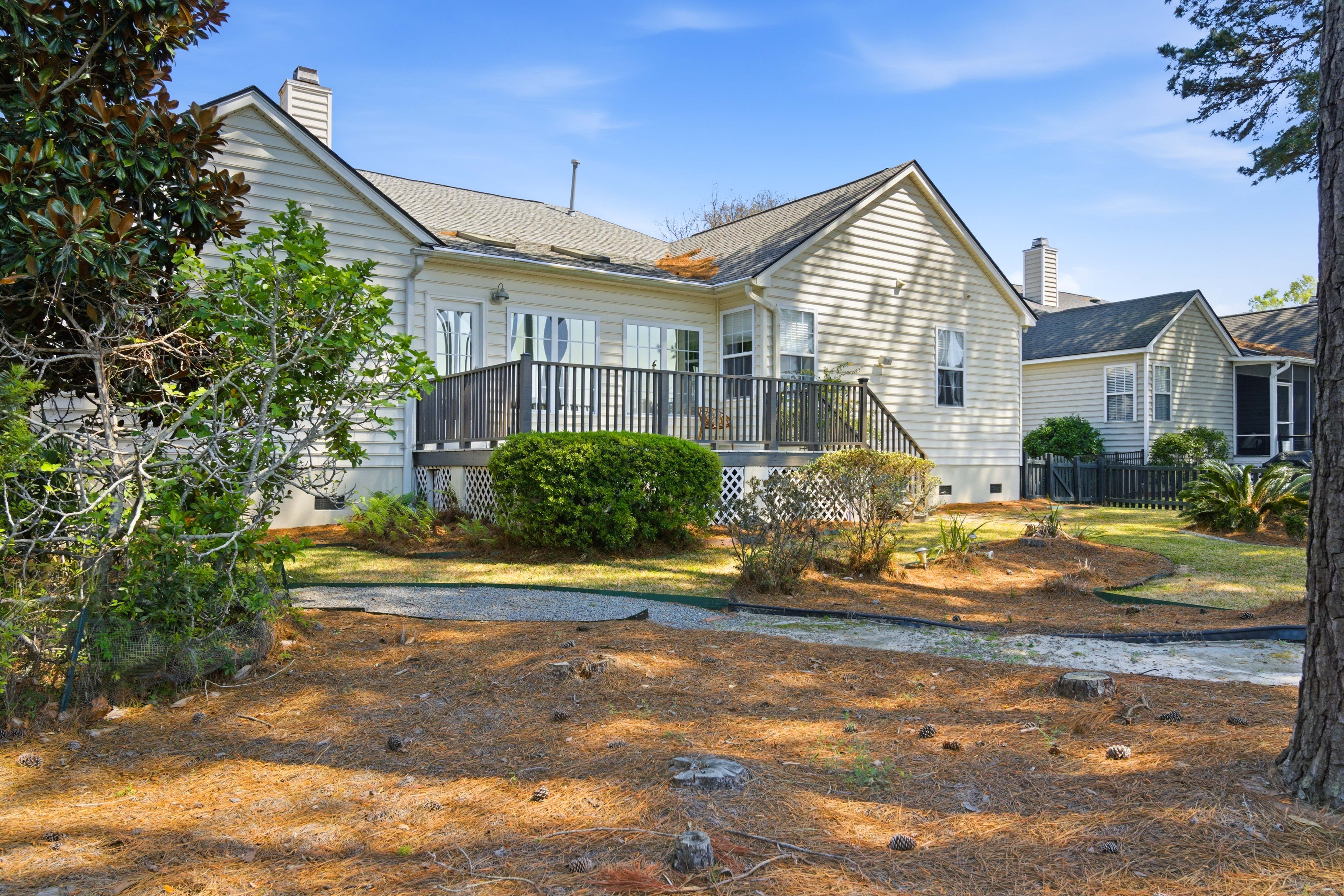  1596 Oakhurst Drive - 物件實景