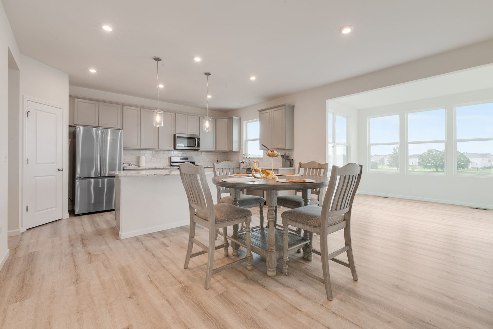 Algonquin, Illinois, 60102, United States, 3 Bedrooms Bedrooms, ,3 BathroomsBathrooms,Residential,For Sale,1962567