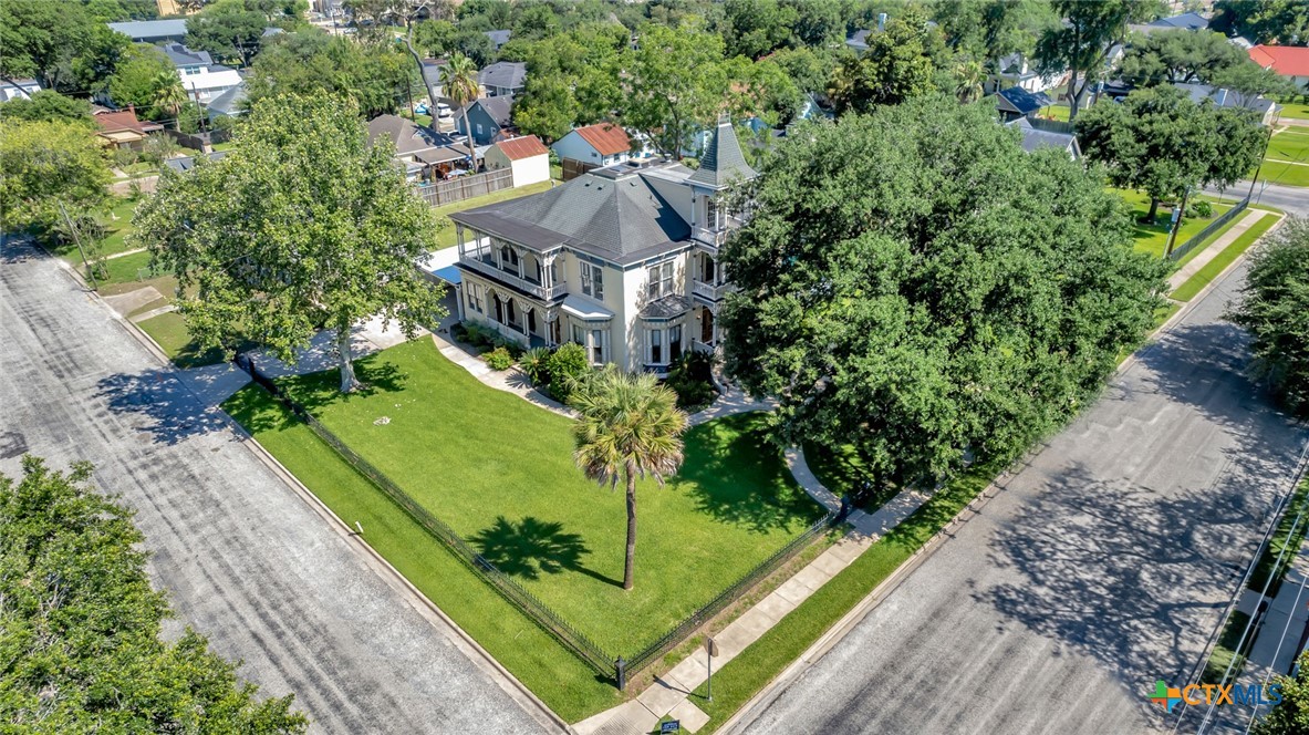 507 S De Leon Street, Victoria, Texas, 77901, United States, 5 Bedrooms Bedrooms, ,5 BathroomsBathrooms,Residential,For Sale,507 S De Leon Street,1612614