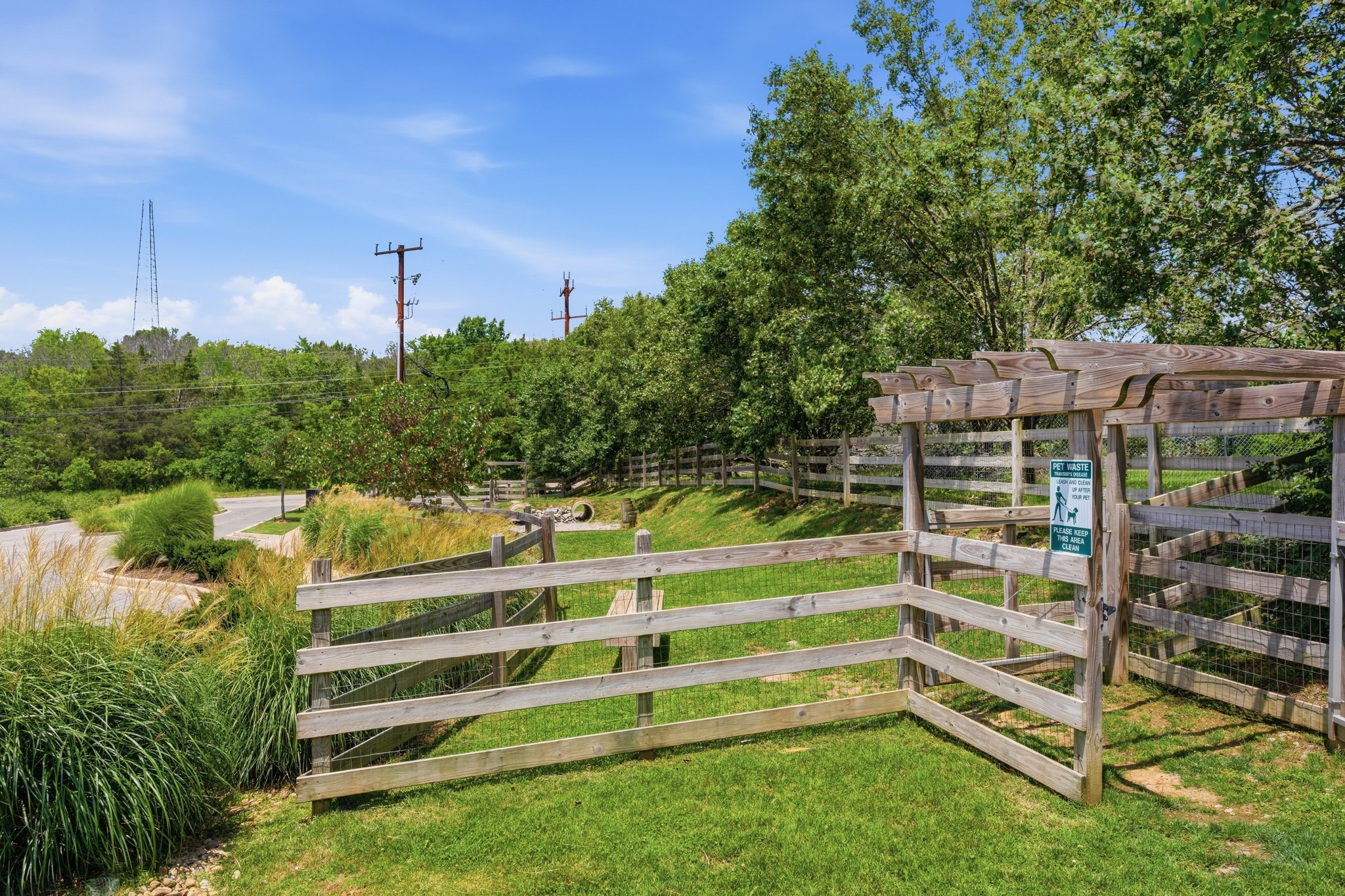 356 E Village Ln, Nashville, TN, 37216 - 物件實景