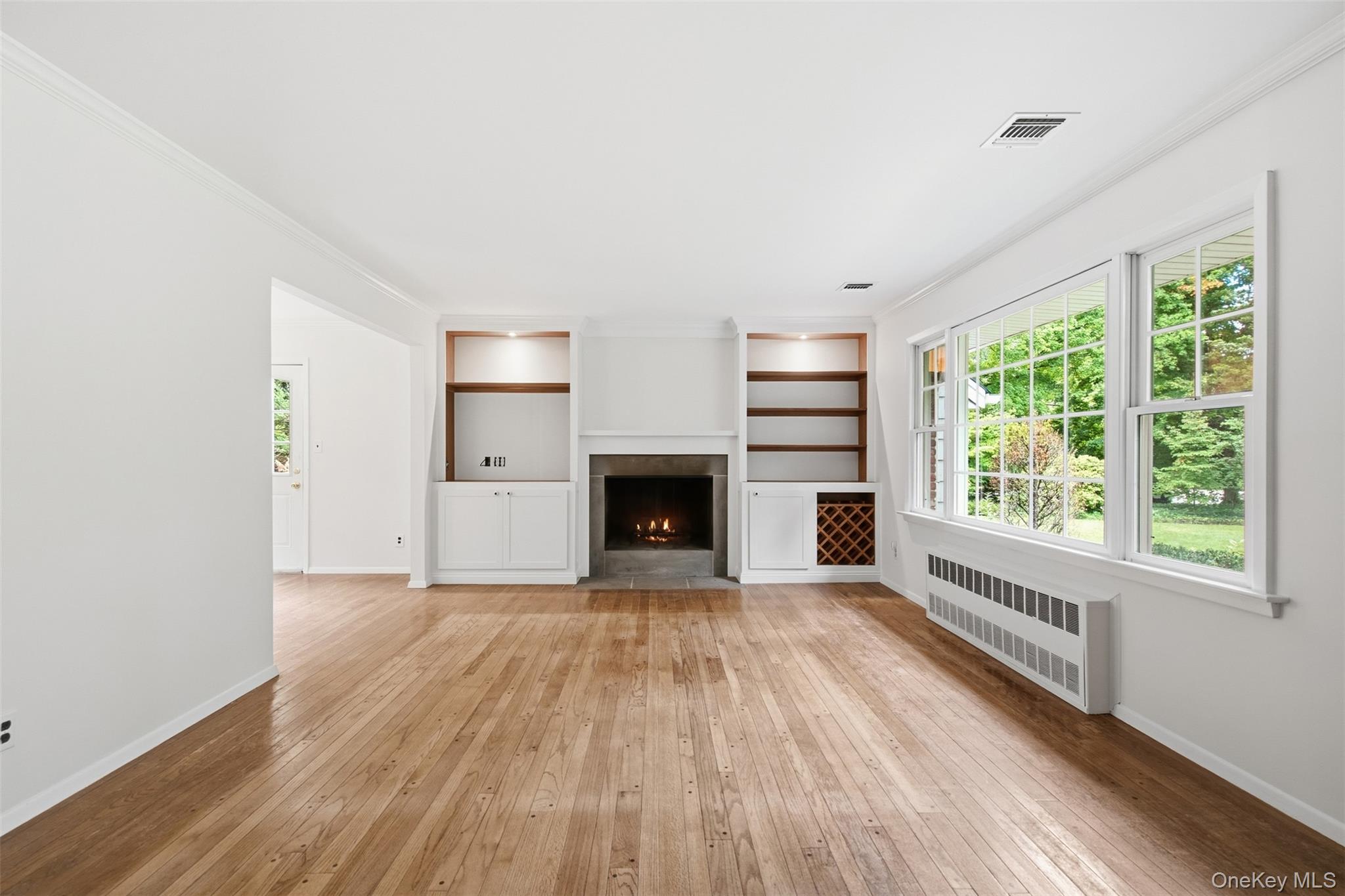  174 Flower Hill Road, Halesite, NY, 11743 - 物件實景
