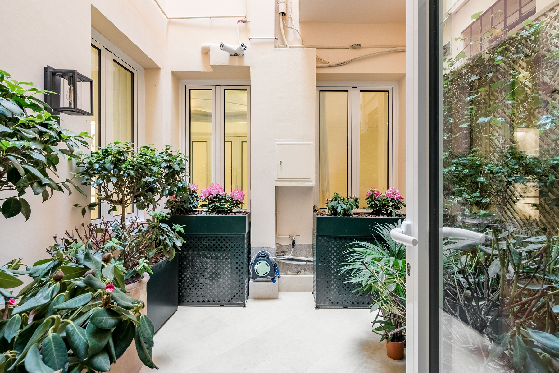  Refurbished Duplex in Justicia, Madrid: Classic and Modern Style - 物件實景