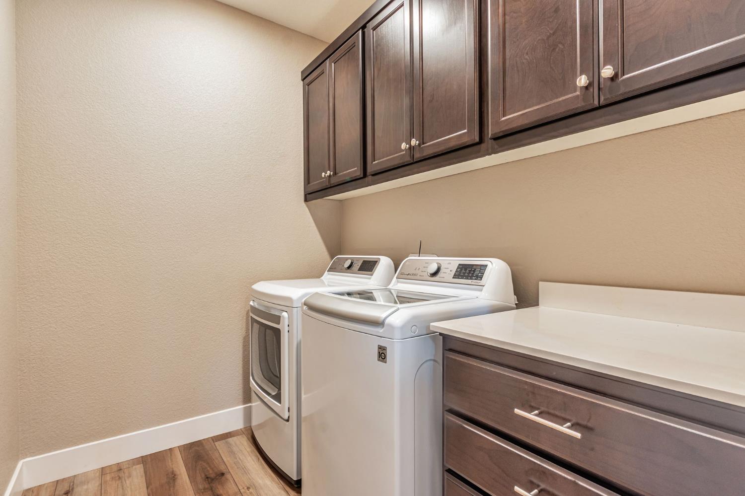 Colfax, California, 95713, United States, 3 Bedrooms Bedrooms, ,3 BathroomsBathrooms,Residential,For Sale,1883373
