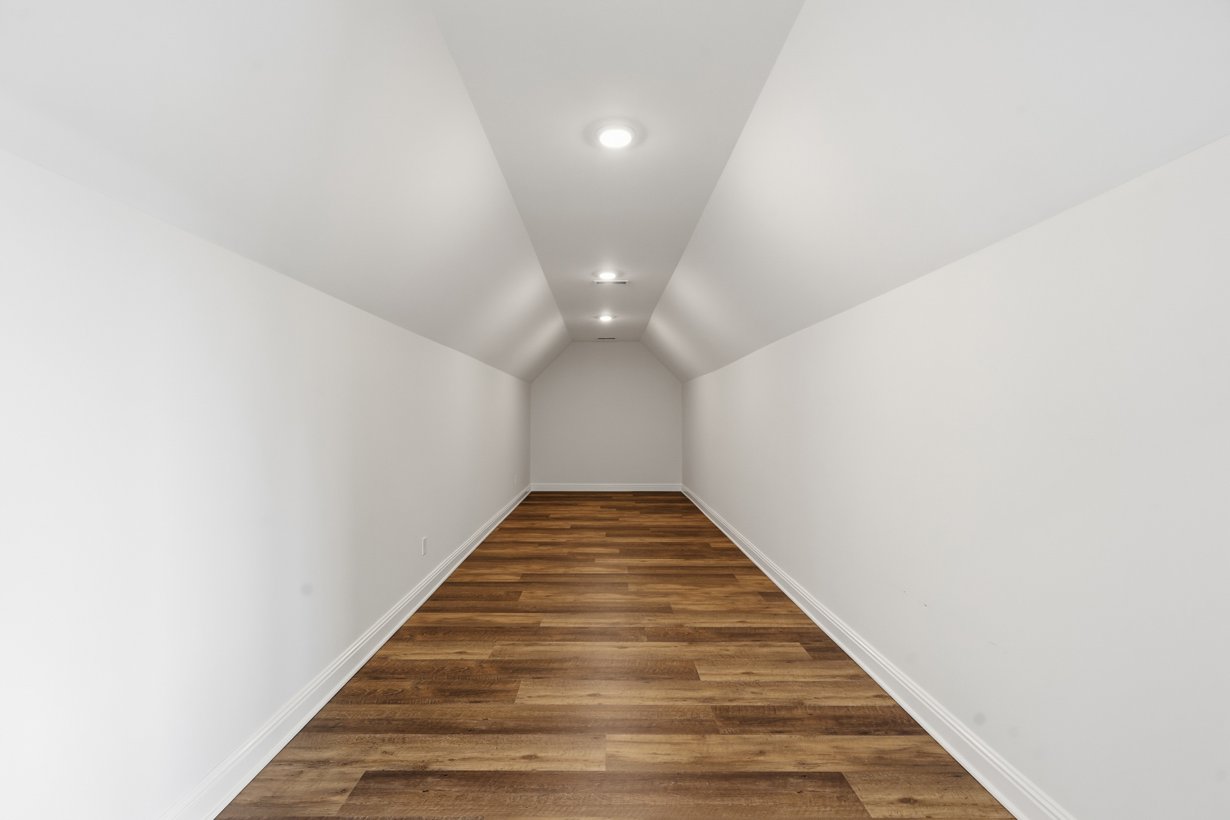  5142 Whites Lane - 物件實景