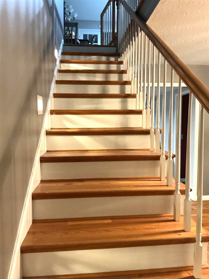 Glasgow, Kentucky, 42141, United States, 4 Bedrooms Bedrooms, ,3 BathroomsBathrooms,Residential,For Sale,1998420