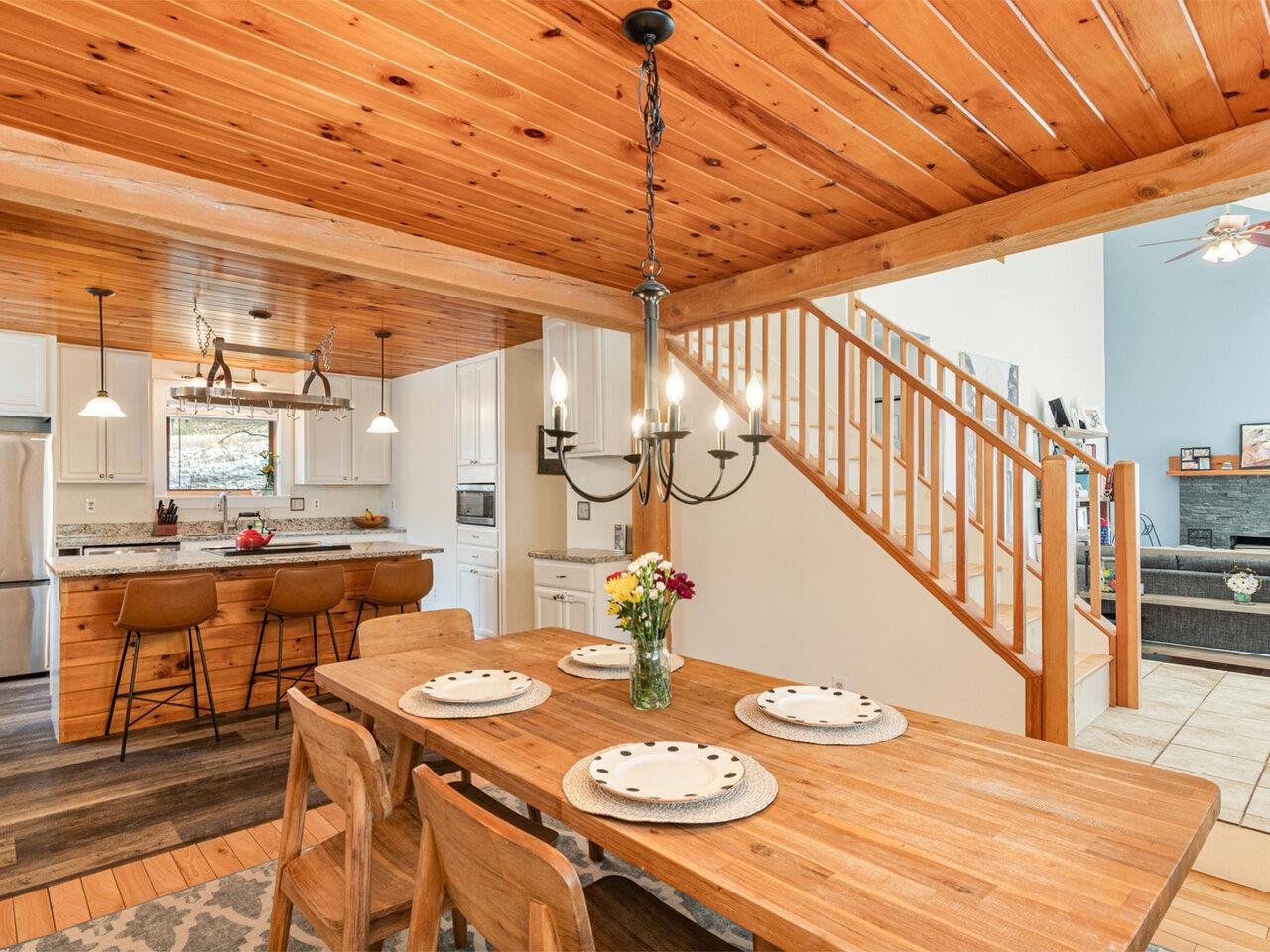 Underhill, Vermont, 05489, United States, 3 Bedrooms Bedrooms, ,2 BathroomsBathrooms,Residential,For Sale,1785113