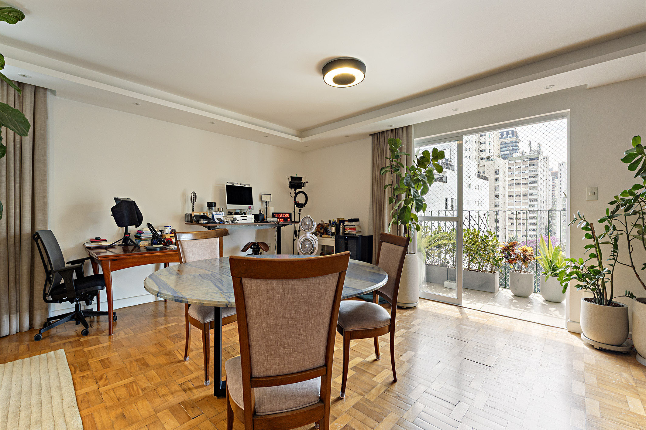  Contemporary Renovation in the Flat Section of Jardim Paulista - 物件實景