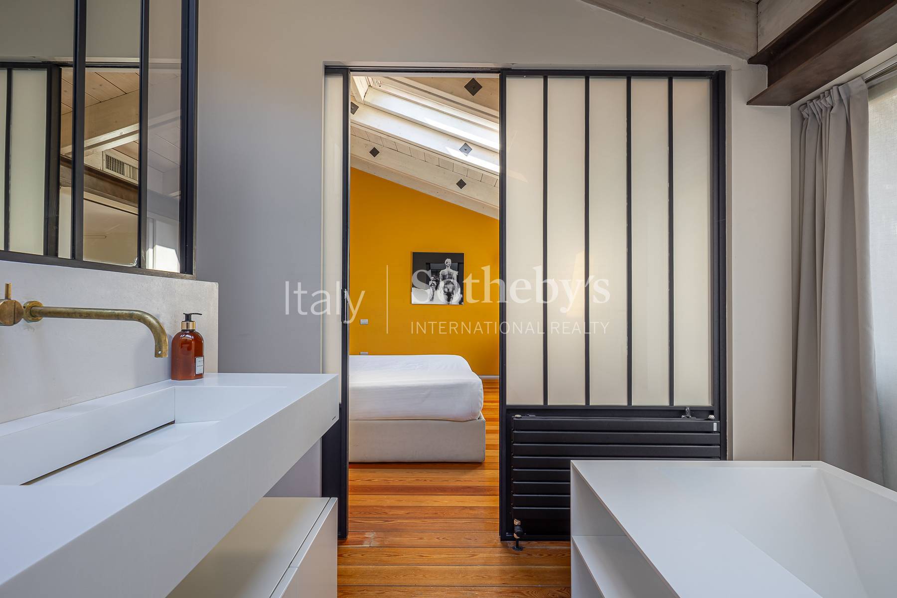  Exclusive Design-Led residence in the historic center - 物件實景