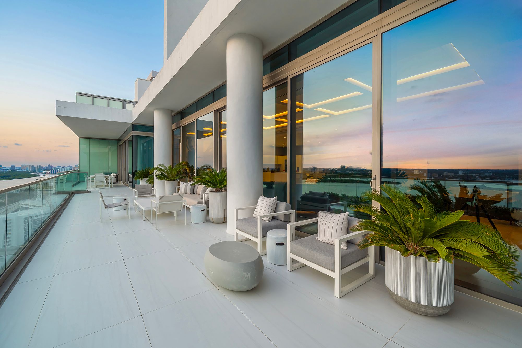  10201 Collins Ave, Bal Harbour, FL, 33154 - 物件實景