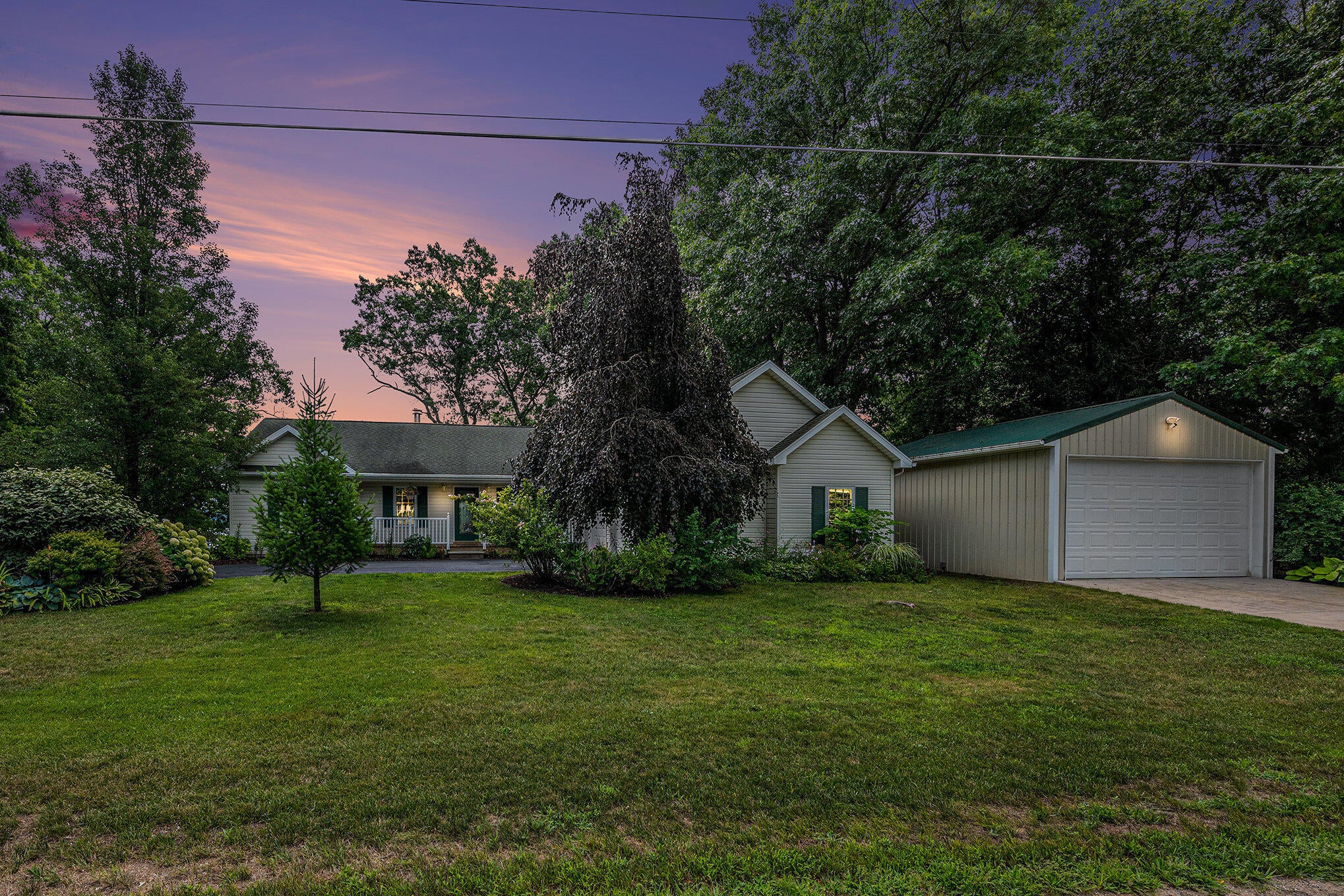 Allegan, Michigan, 49010, United States, 4 Bedrooms Bedrooms, ,3 BathroomsBathrooms,Residential,For Sale,1906276