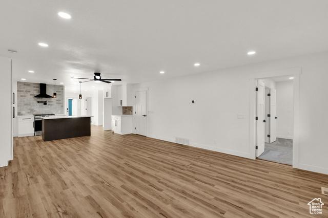 Murray, Utah, 84107, United States, 5 Bedrooms Bedrooms, ,3 BathroomsBathrooms,Residential,For Sale,2009099