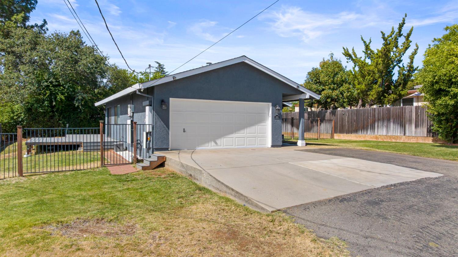 Auburn, California, 95603, United States, 3 Bedrooms Bedrooms, ,2 BathroomsBathrooms,Residential,For Sale,1956698