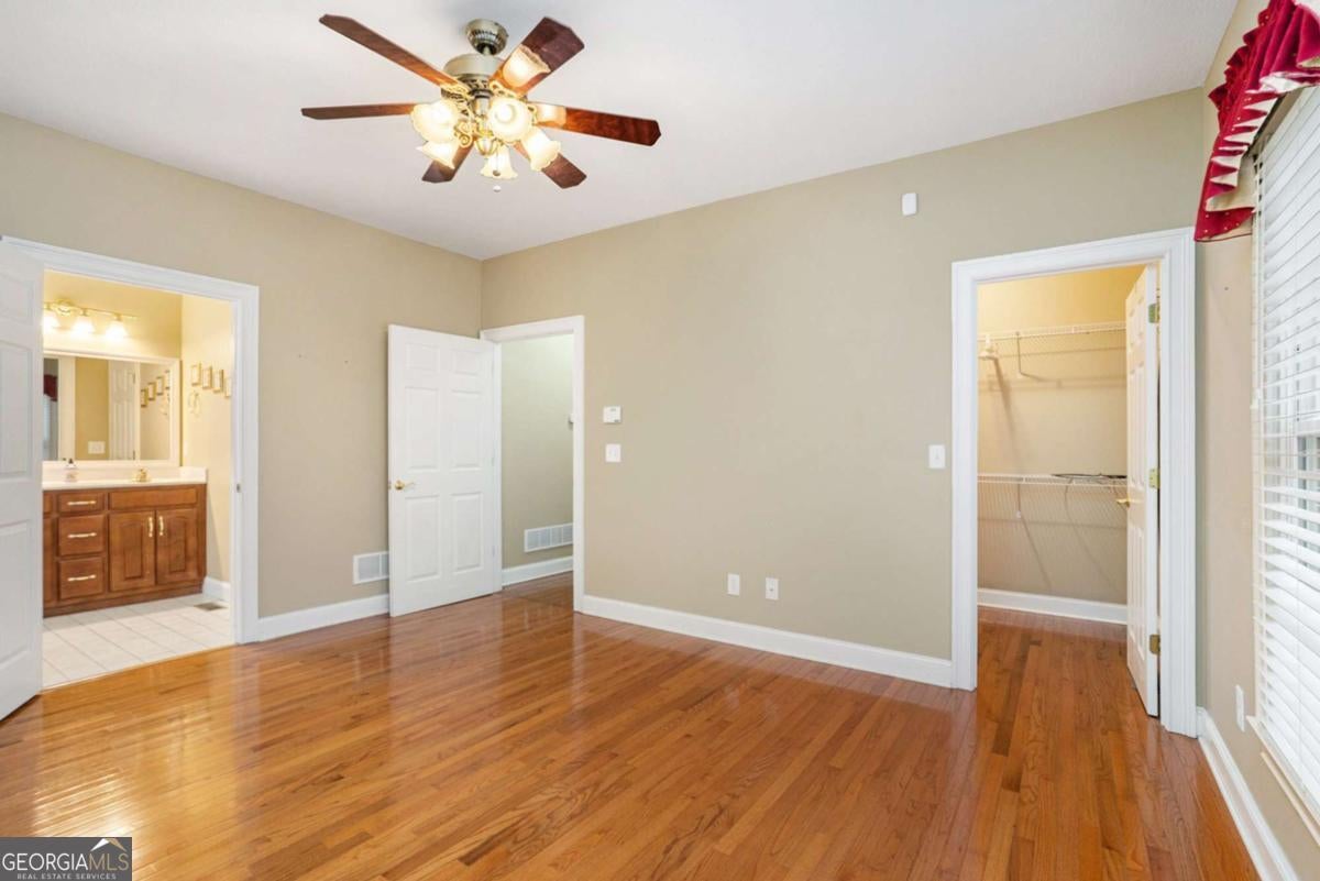 Ellijay, Georgia, 30536, United States, 5 Bedrooms Bedrooms, ,5 BathroomsBathrooms,Residential,For Sale,1859119