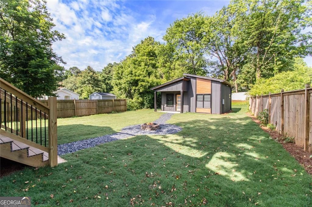 Smyrna, Georgia, 30080, United States, 4 Bedrooms Bedrooms, ,3 BathroomsBathrooms,Residential,For Sale,1913057