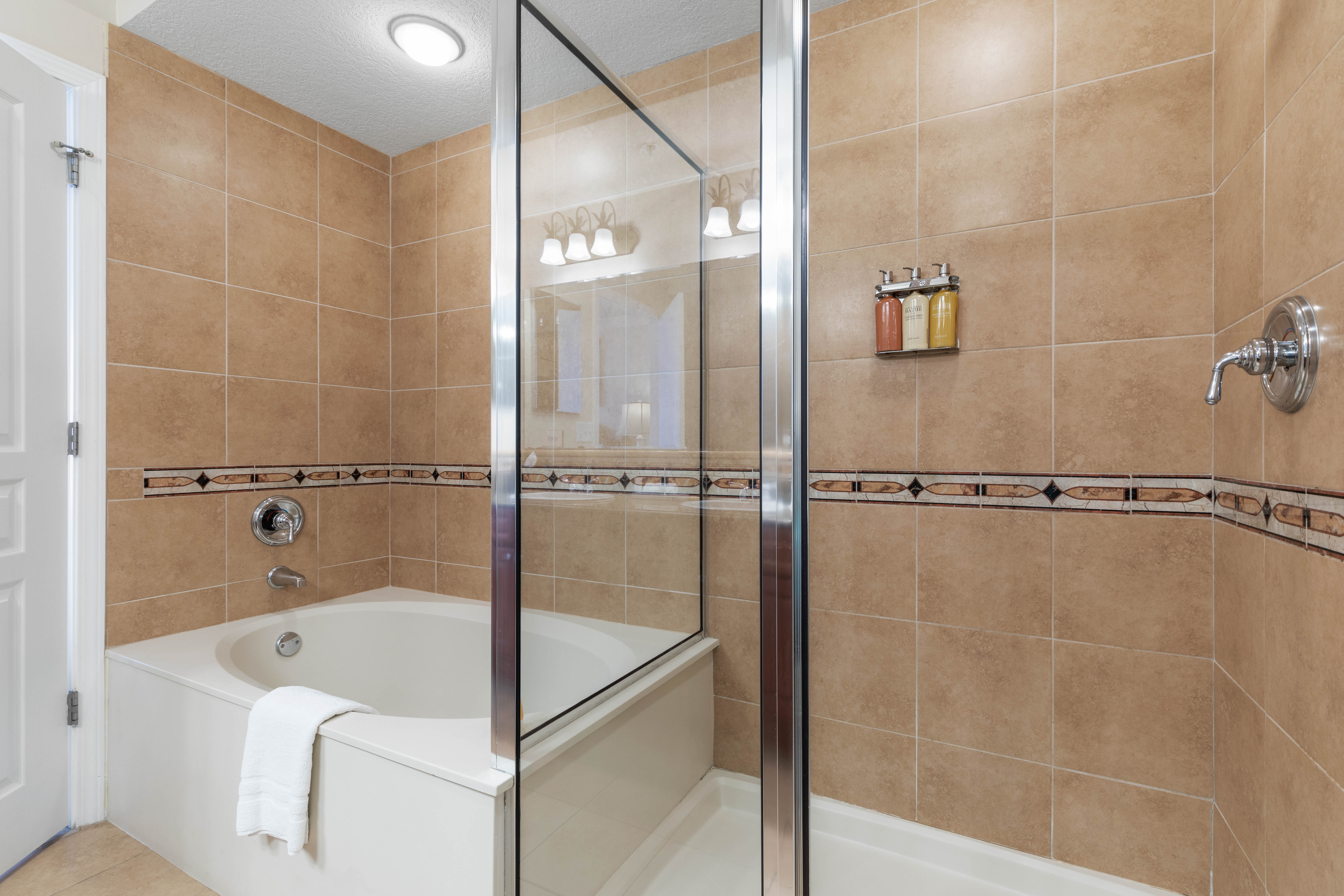  200 Ocean Crest Drive Unit 906, Palm Coast, FL, 32137 - 物件實景