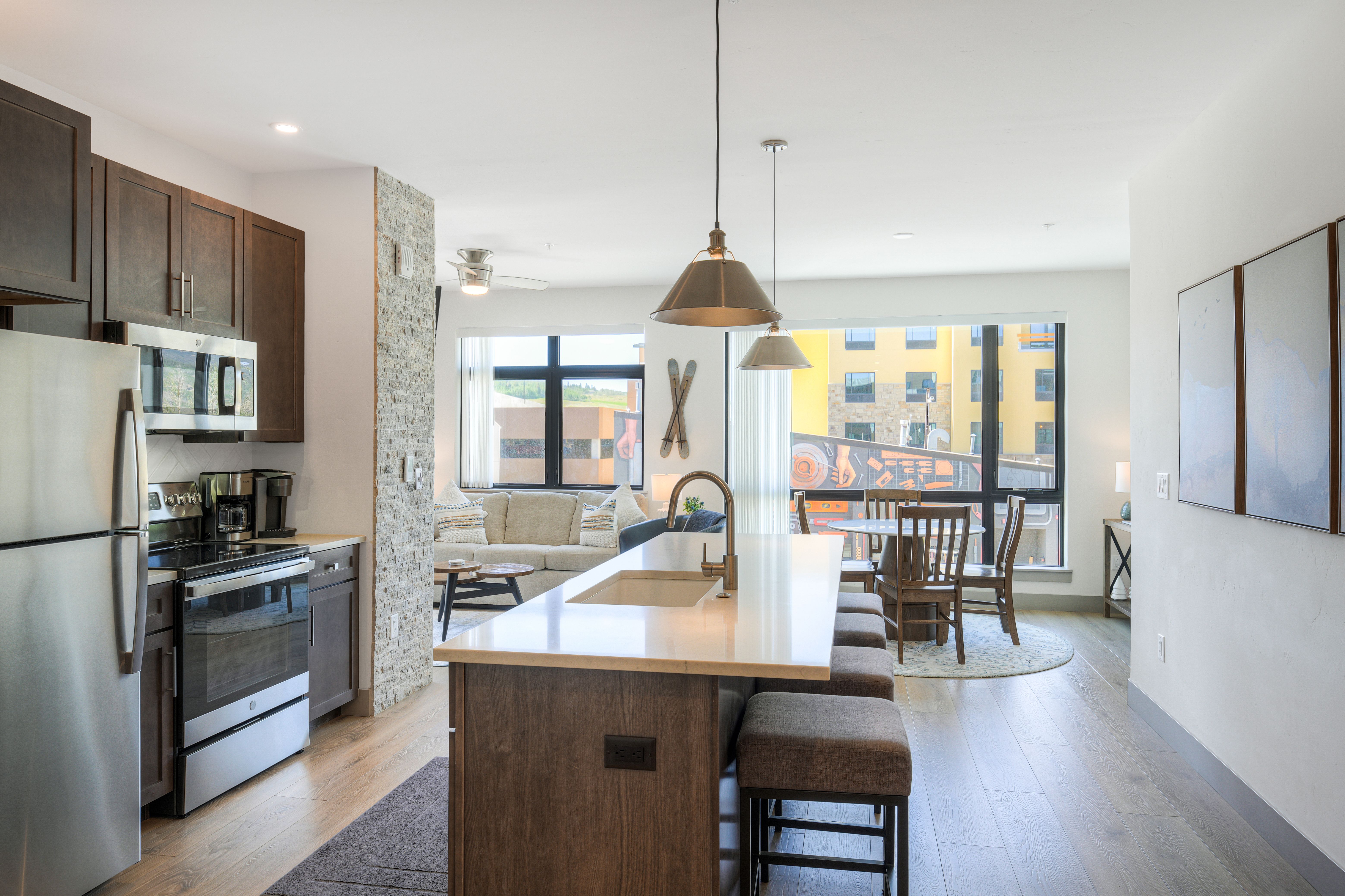  37 W 4th Street, Silverthorne, CO, 80498 - 物件實景