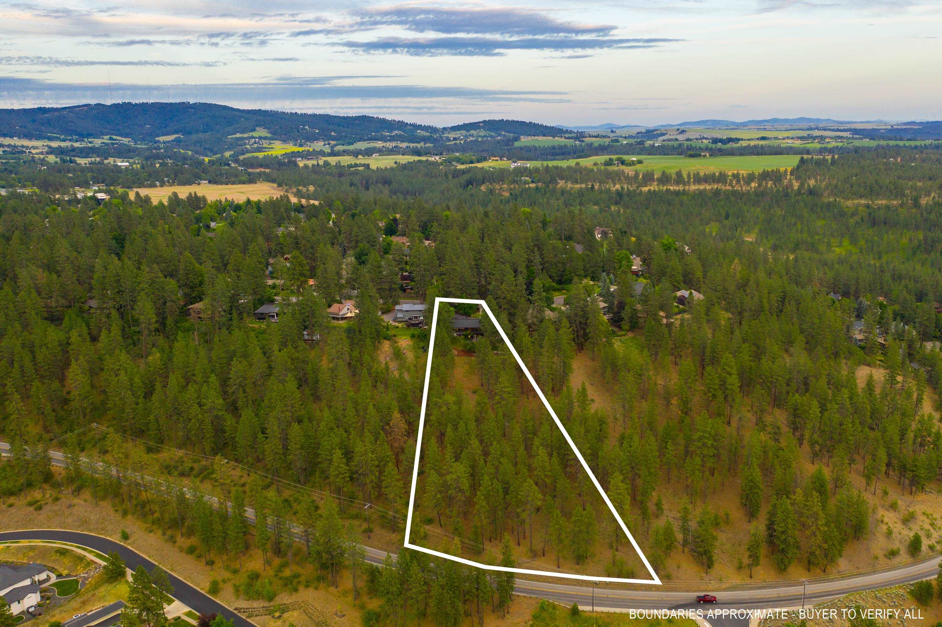 Spokane, Washington, 99223, United States, 4 Bedrooms Bedrooms, ,4 BathroomsBathrooms,Residential,For Sale,2002514