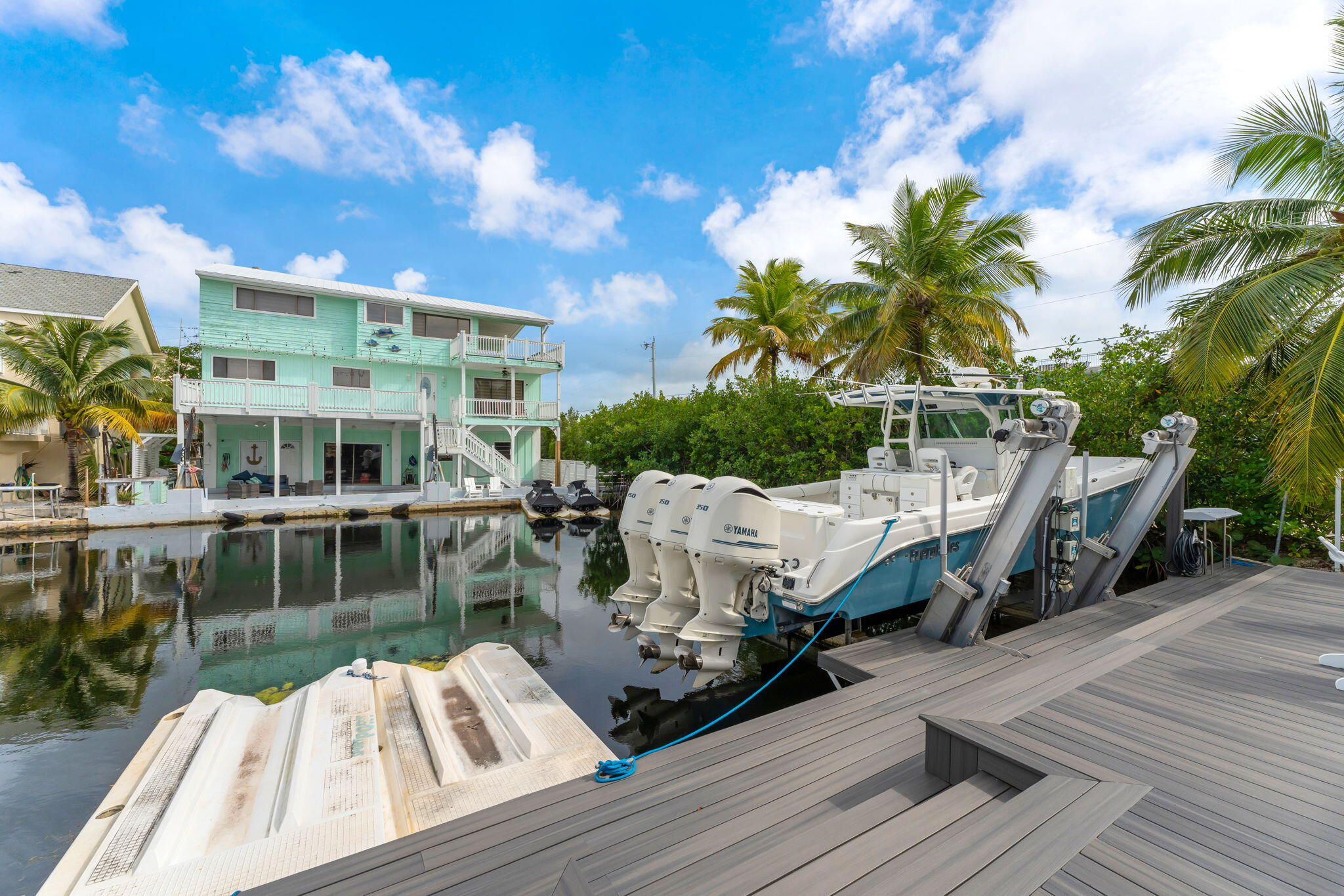 KEY LARGO, Florida, 33037, United States, 4 Bedrooms Bedrooms, ,3 BathroomsBathrooms,Residential,For Sale,1991909